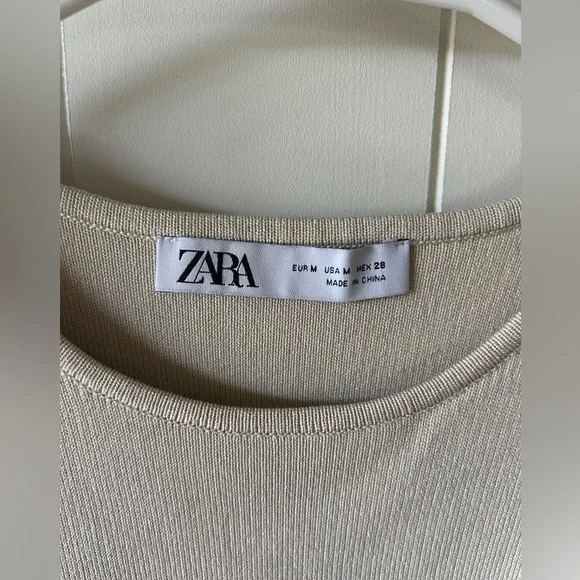 Zara Beige Knit Sweater - Picture 2 of 5